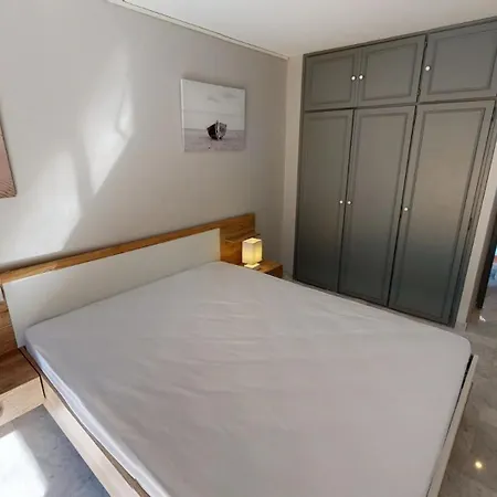 53a - Magnifique 2p Avec Terrasse Face Et Parking Prive Menton